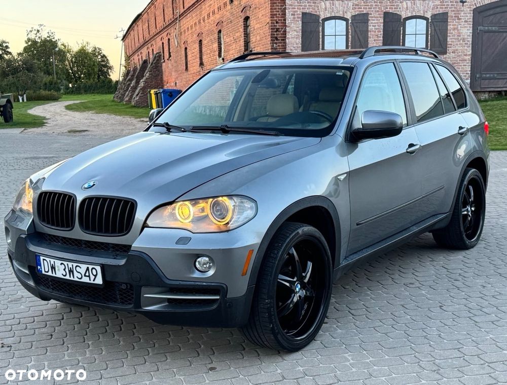 BMW X5 4.8i xDrive - 1
