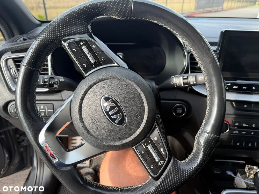 Kia ProCeed 1.6 CRDi GT Line - 14