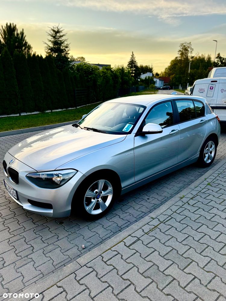 BMW Seria 1 114i - 3