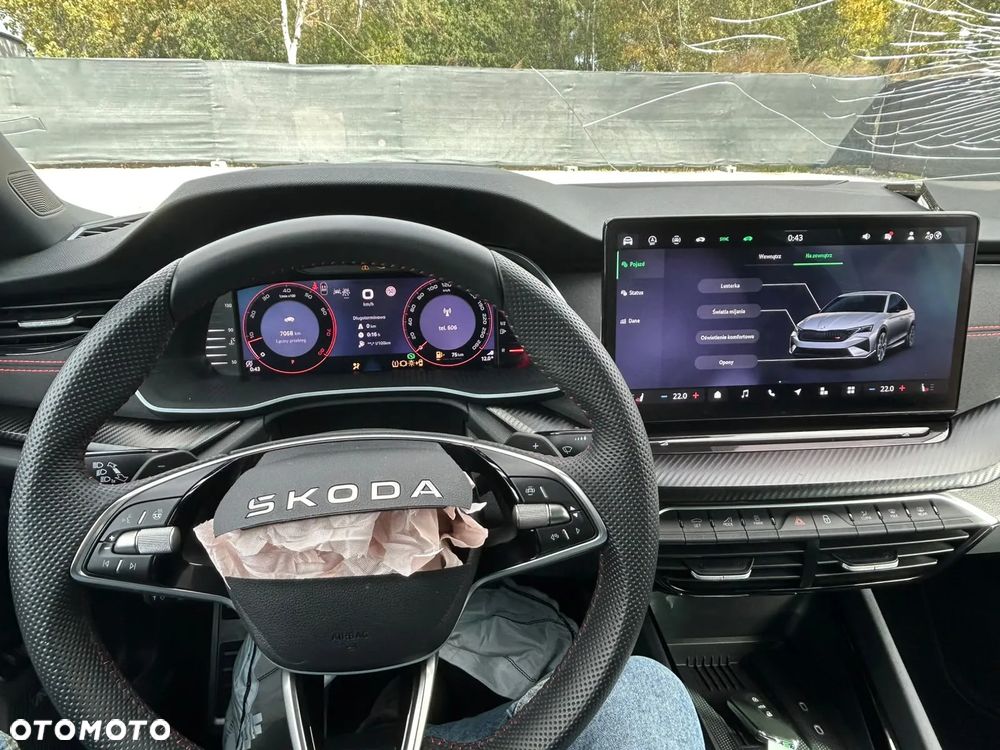 Skoda Octavia 2.0 TSI RS DSG - 16