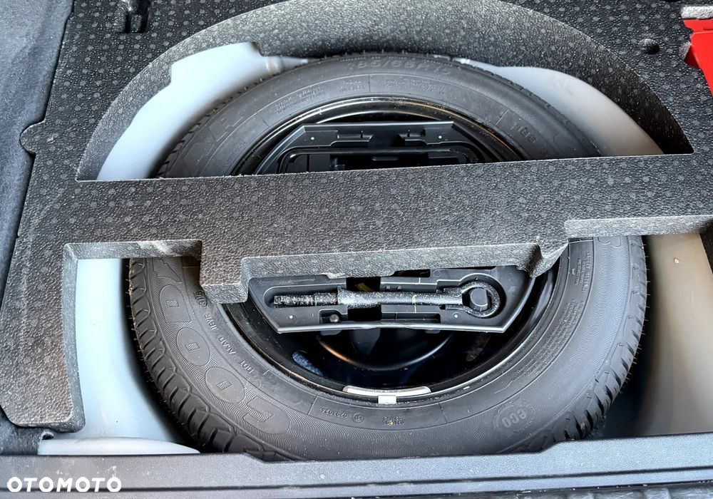 Peugeot 2008 PureTech 110 Stop&Start Crossway - 33