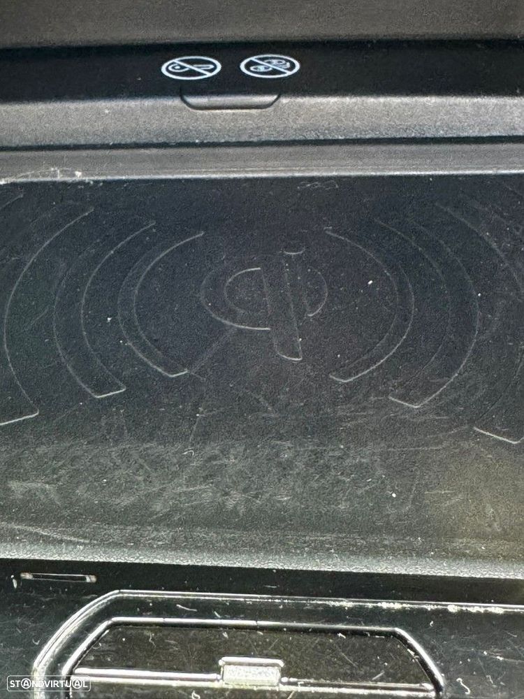 Peugeot 3008 1.2 PureTech Allure EAT6 - 19