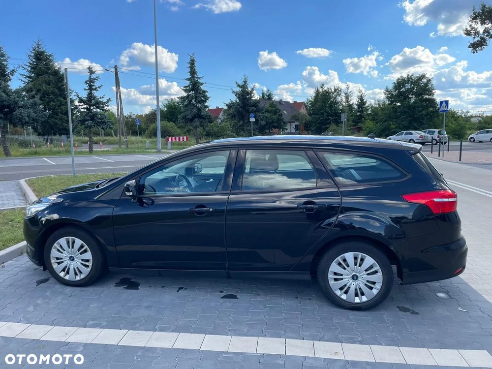 Ford Focus 1.5 TDCi Trend - 4