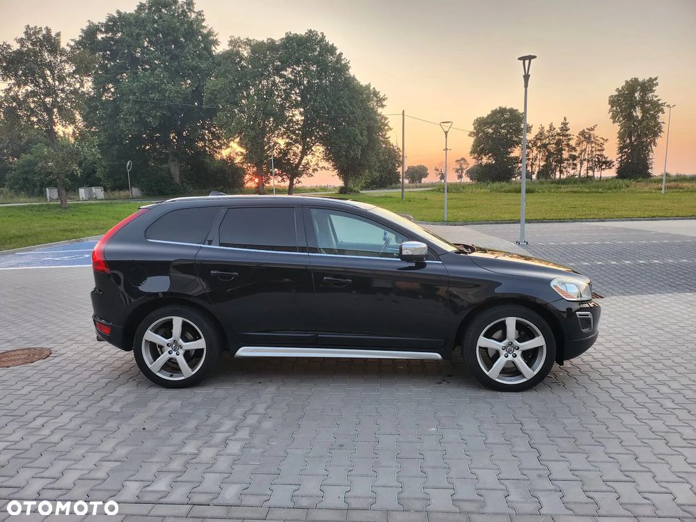 Volvo XC 60 T6 AWD R-Design - 2
