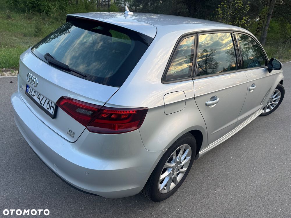 Audi A3 Sportback 1.6 TDI ultra Attraction - 6