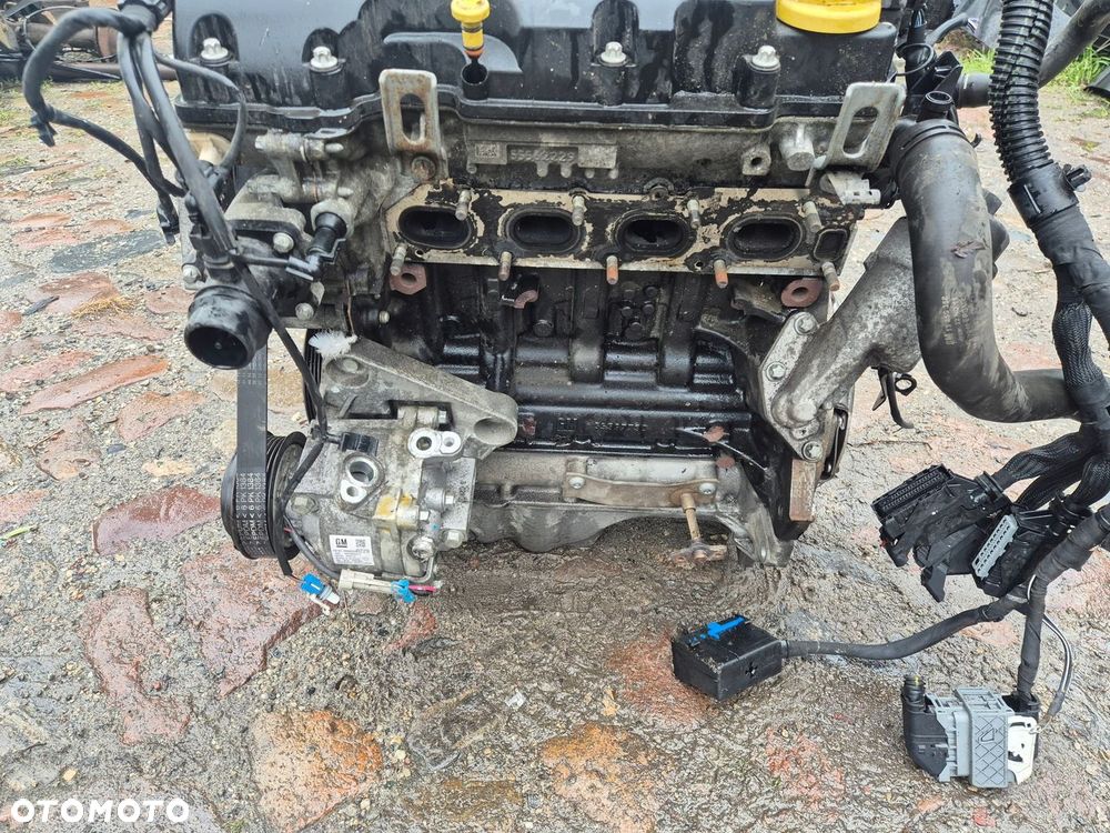 silnik Opel Corsa Adam 1.2 B12XER - 2