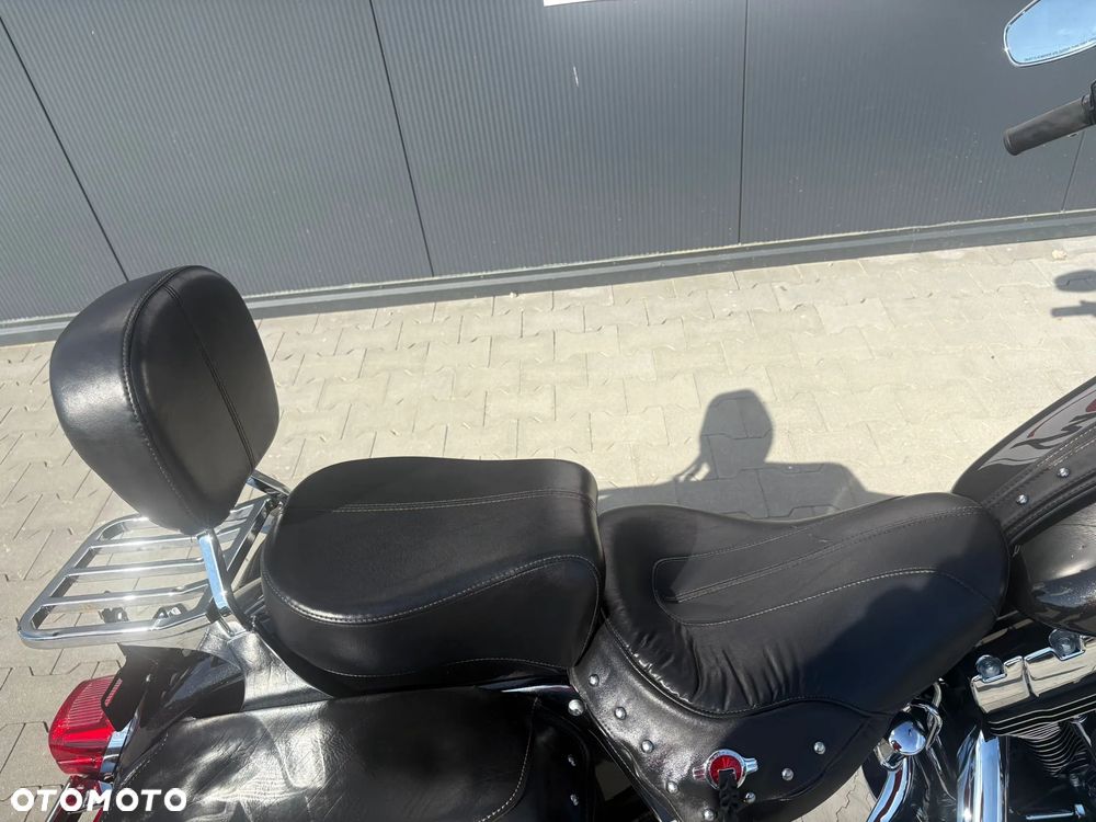 Harley-Davidson Softail Heritage Classic - 11