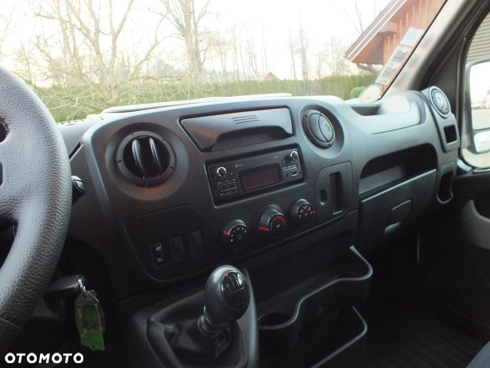 Renault Master - 18