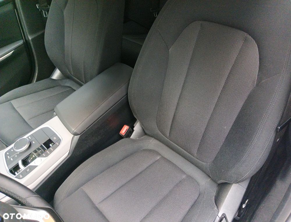 BMW Seria 3 - 17