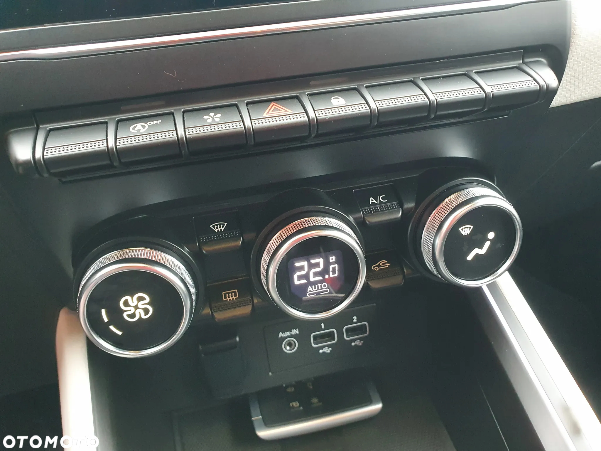 Renault Clio TCe 90 X-tronic EVOLUTION - 18