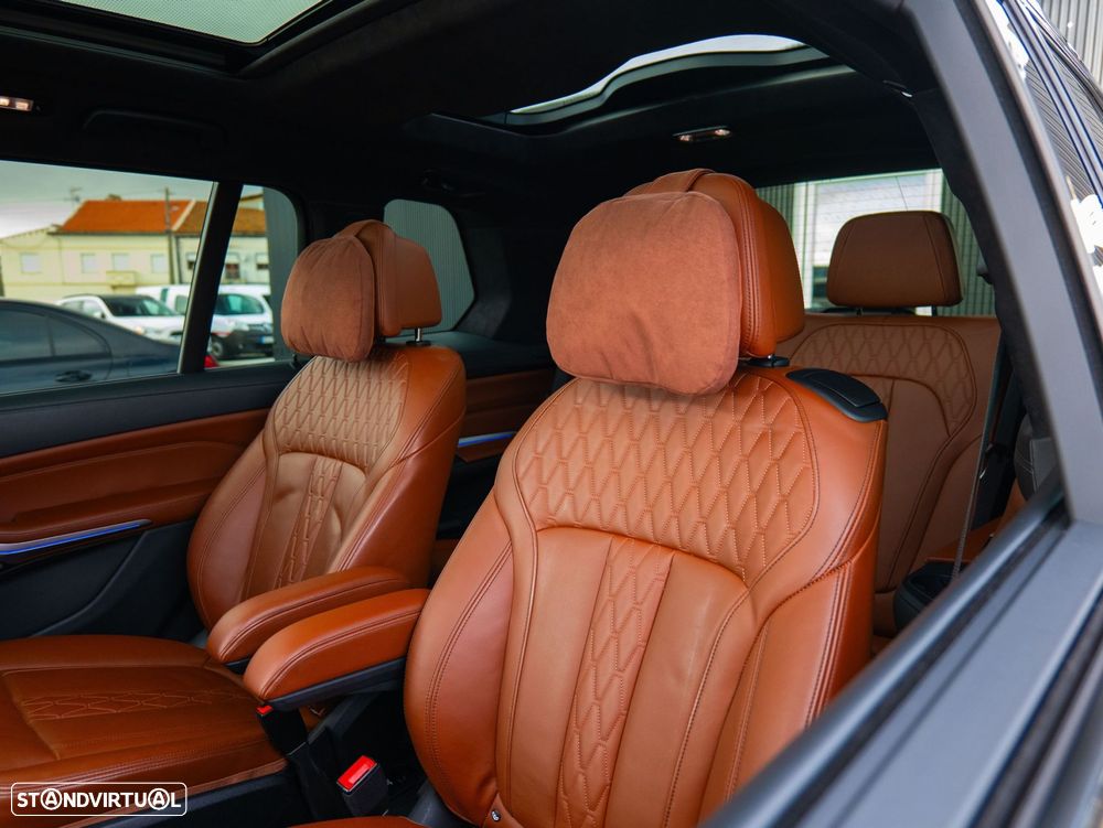 BMW X7 M50d - 44