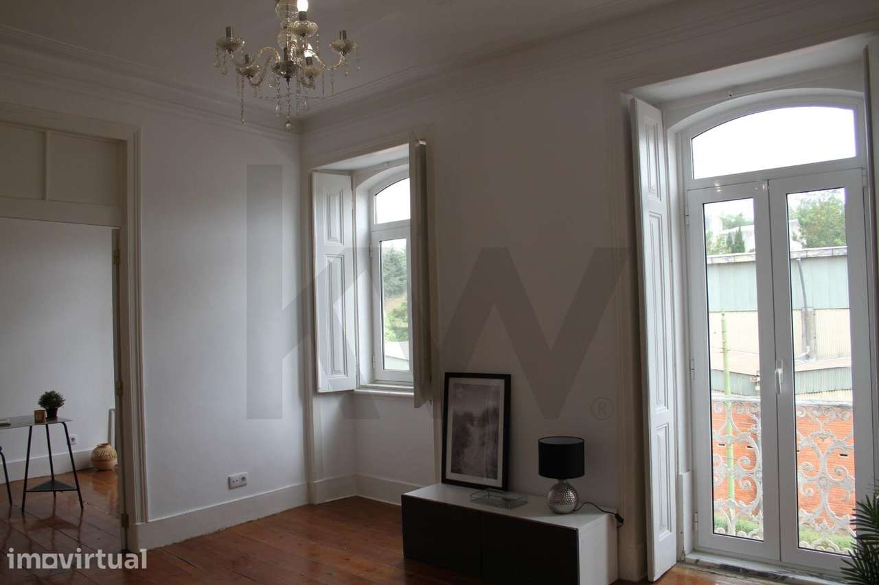 T4 Amplo na Calçada da Tapada – Alcântara | 1.500 € | Apartamento NÃO - Grande imagem: 3/38