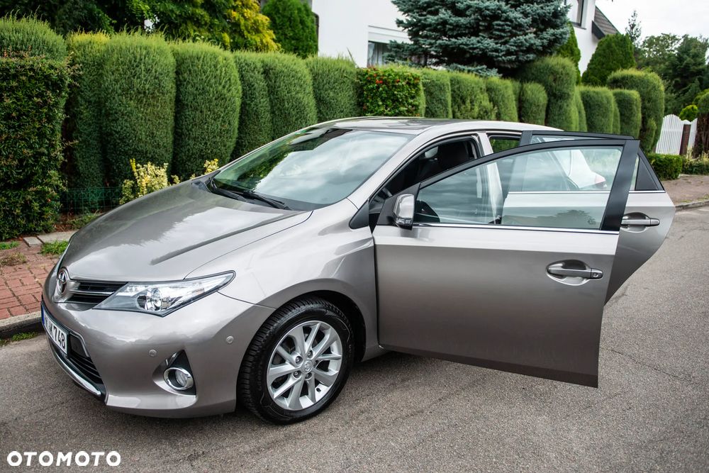 Toyota Auris 1.6 Valvematic Edition - 15