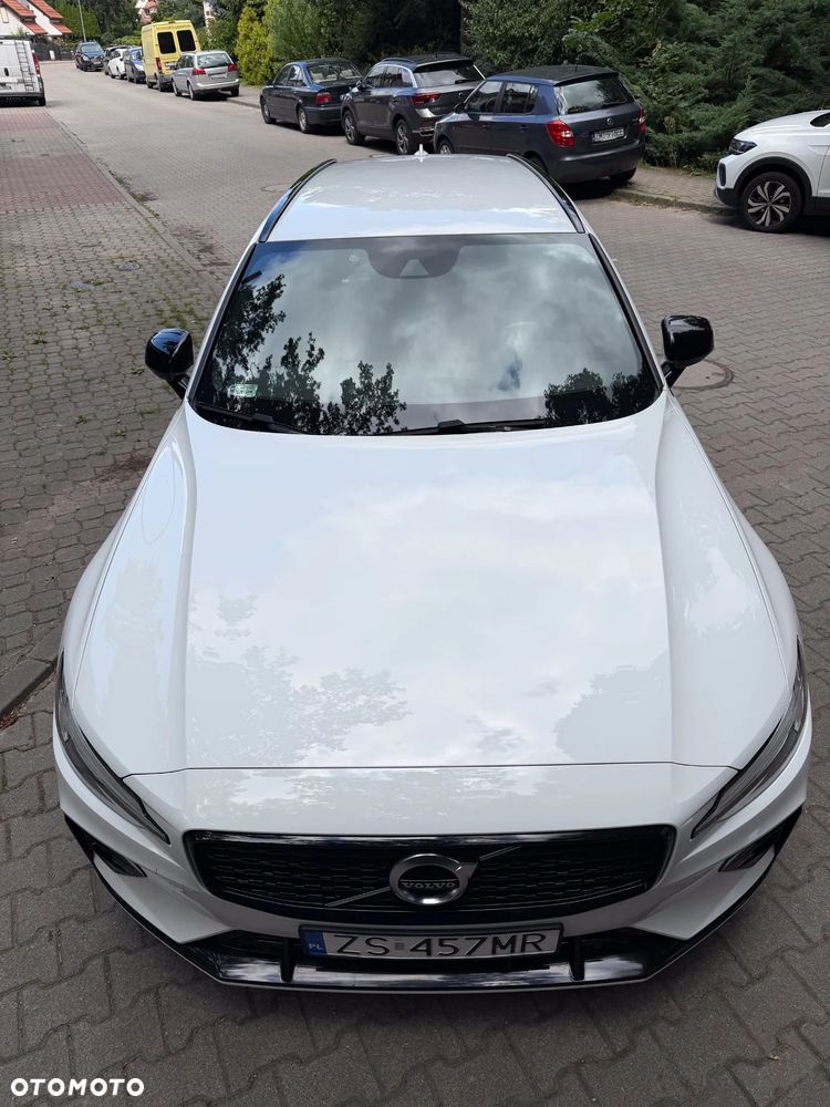 Volvo V60 B5 B R-Design - 11