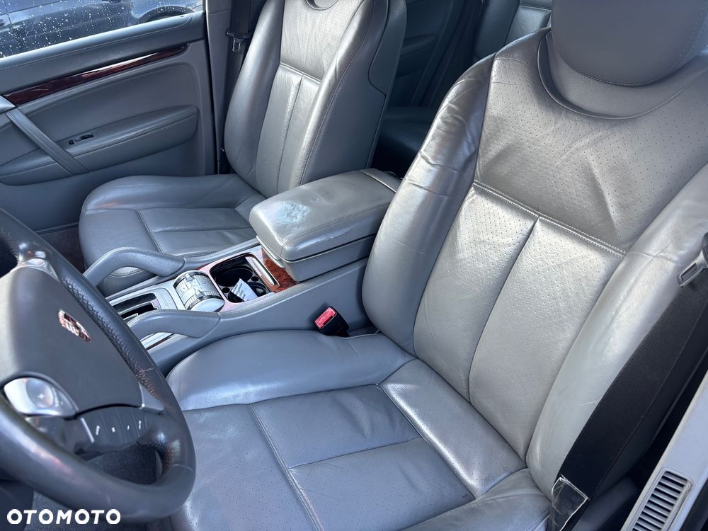 Porsche Cayenne - 21