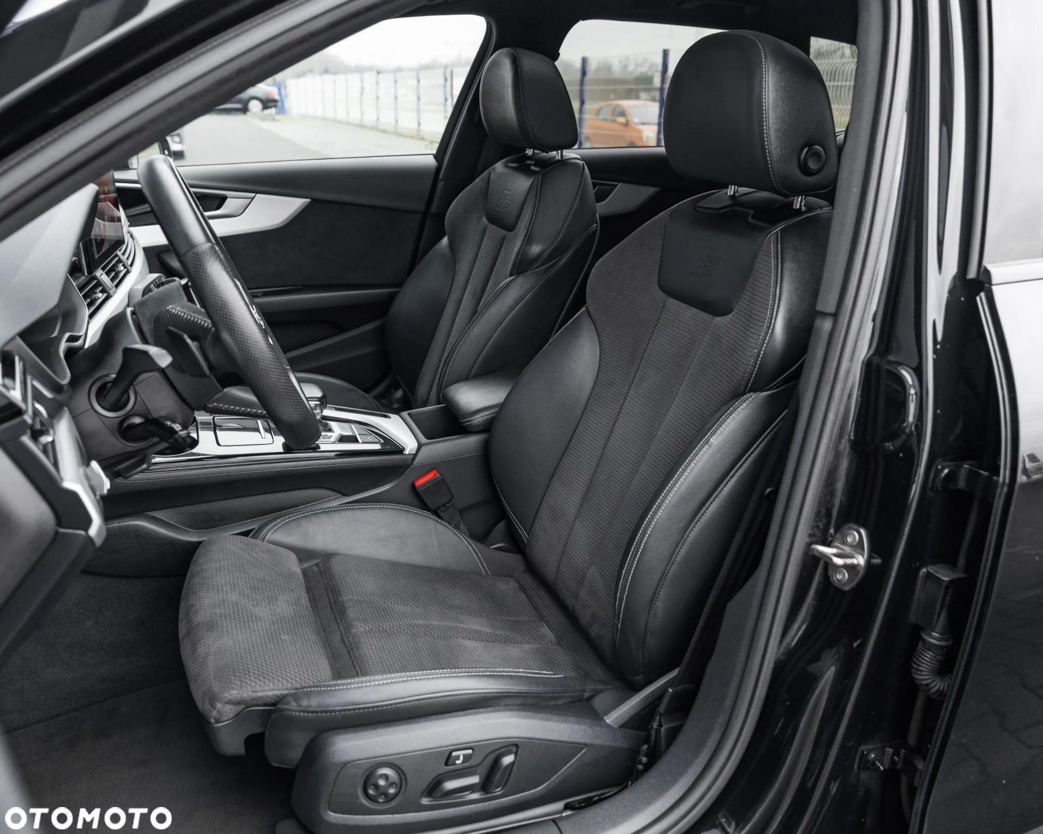 Audi A4 Avant 35 TDI S tronic S line - 21