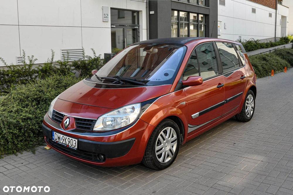 Renault Scenic - 1