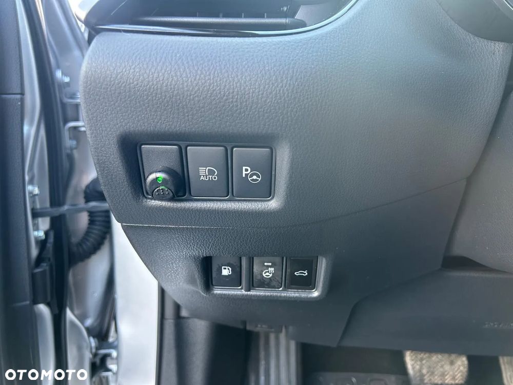 Toyota C-HR 2.0 Hybrid Executive - 31