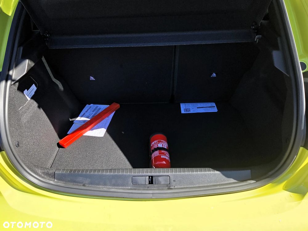 Peugeot 208 1.2 mHEV Allure - 13