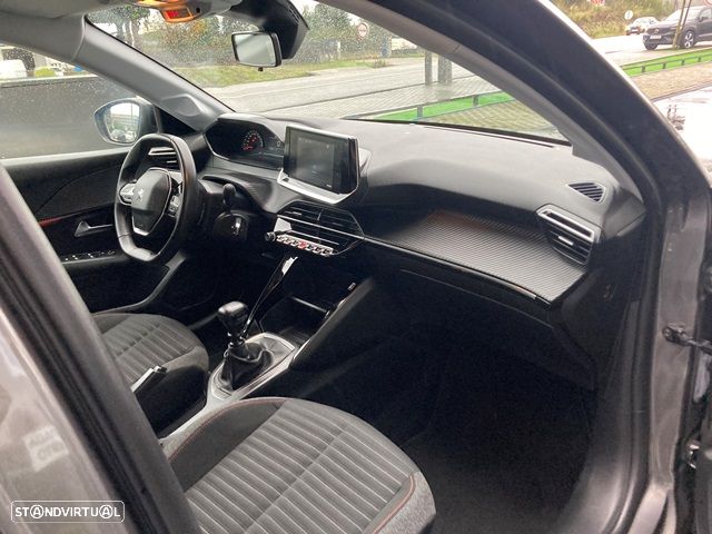 Peugeot 208 1.2 PureTech Allure - 28