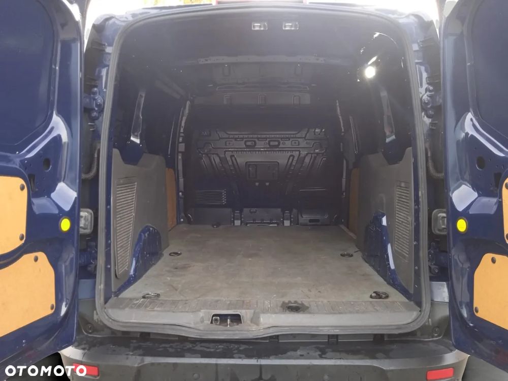 Ford Transit Connect - 36