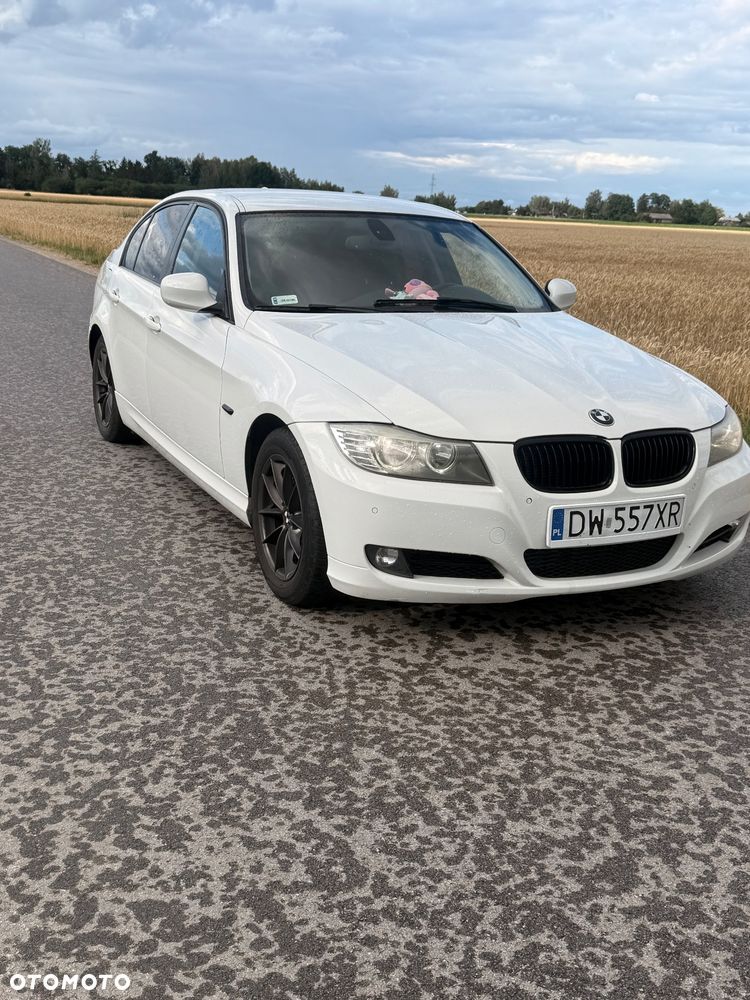 BMW Seria 3 318d - 3
