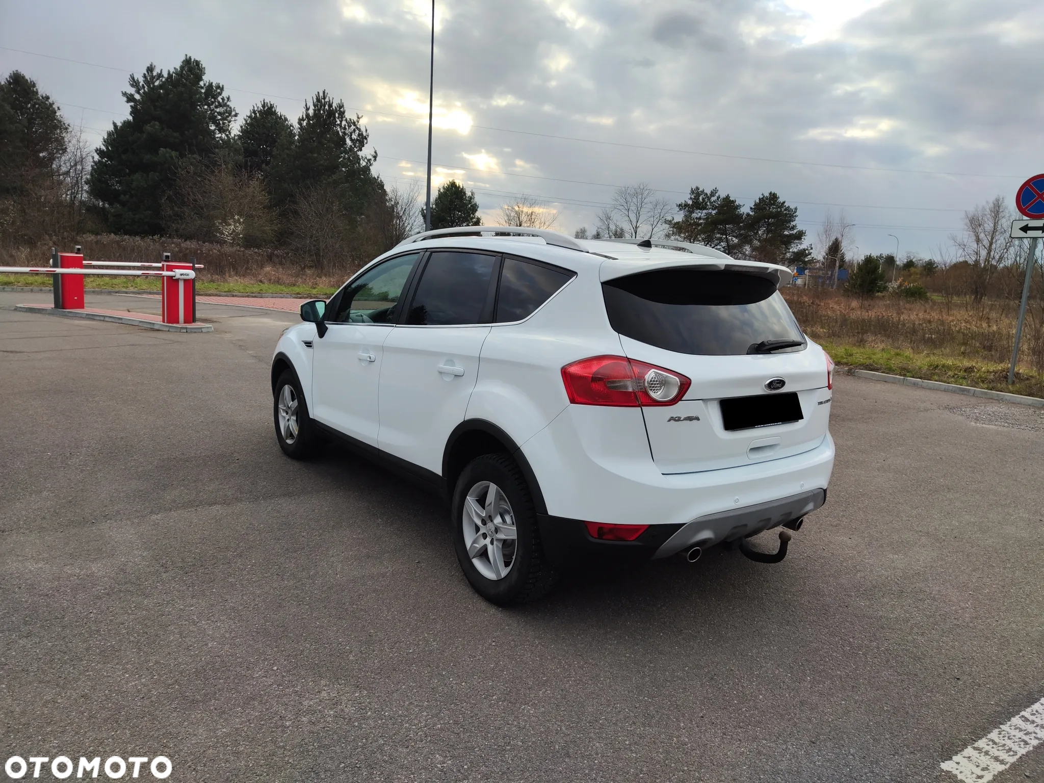 Ford Kuga 2.0 TDCi 4x4 Titanium - 3