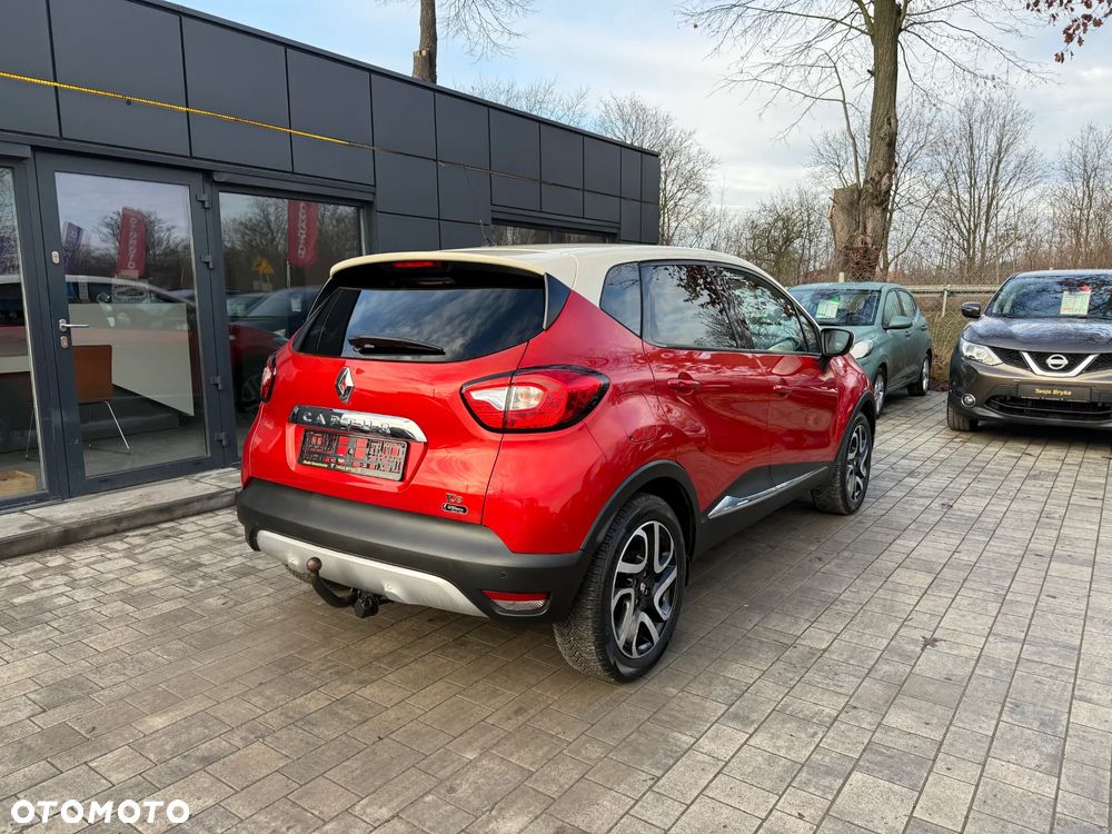 Renault Captur TCe 120 EDC Helly Hansen - 4