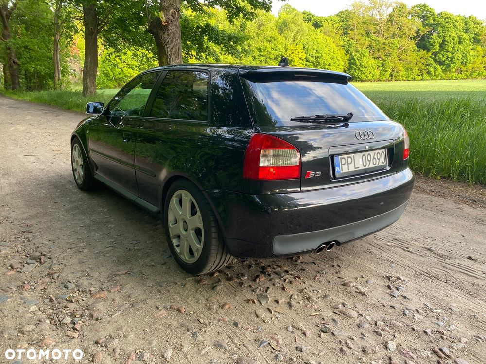 Audi S3 ver-1-8t-quattro - 7