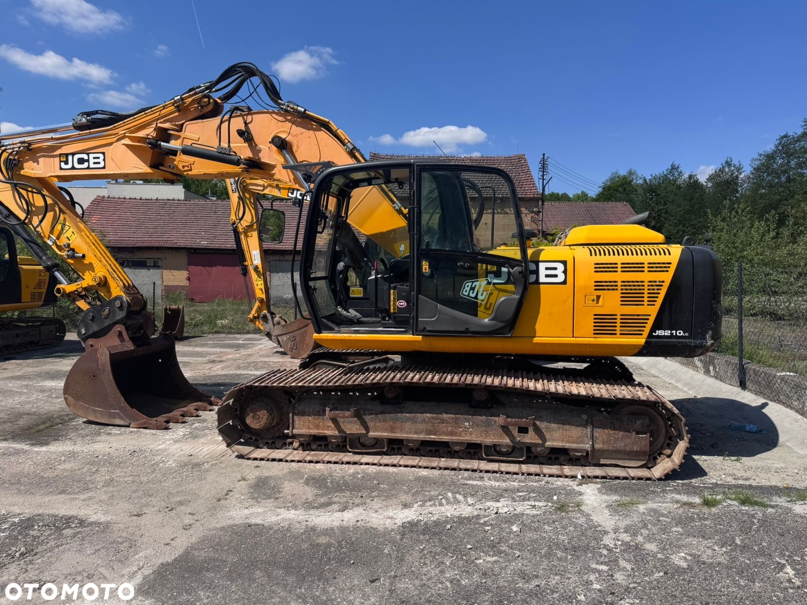 JCB JS210LC - 3