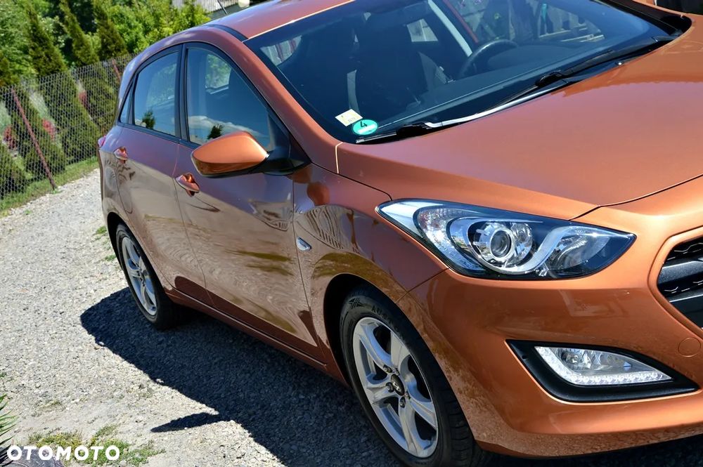 Hyundai i30 blue 1.6 CRDi DCT Style - 12
