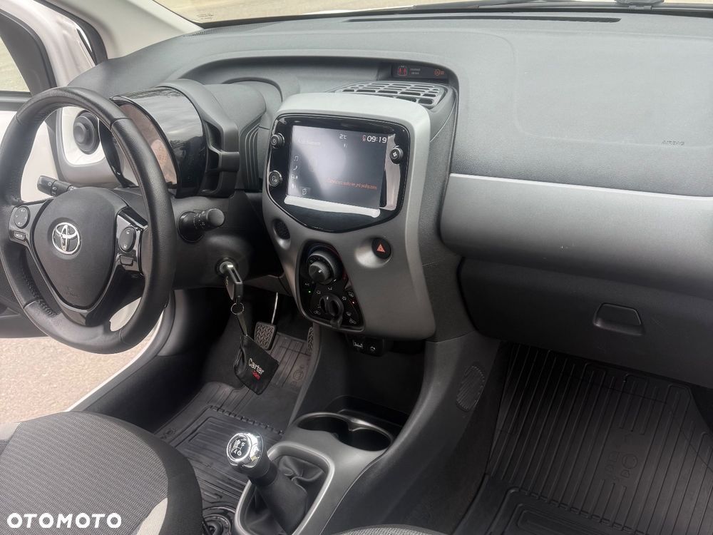 Toyota Aygo 1.0 VVT-i Color Edition - 13