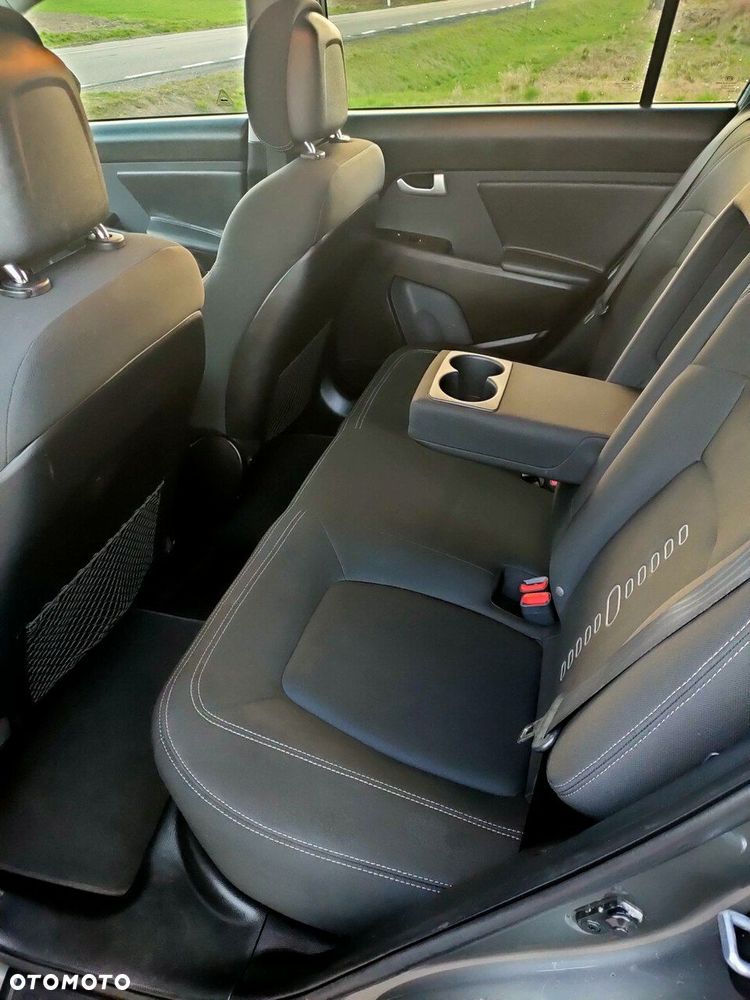 Kia Sportage - 16