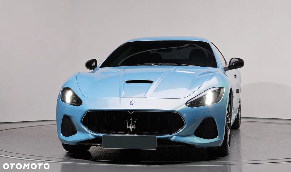 Maserati GranTurismo MC - 4