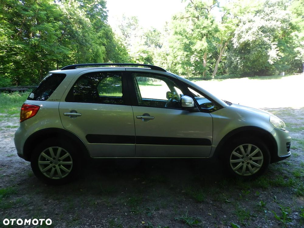 Suzuki SX4 Classic 1.6 VVT 4x2 Style - 5