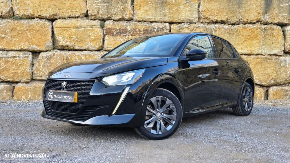 Peugeot e-208 Allure Pack - 58