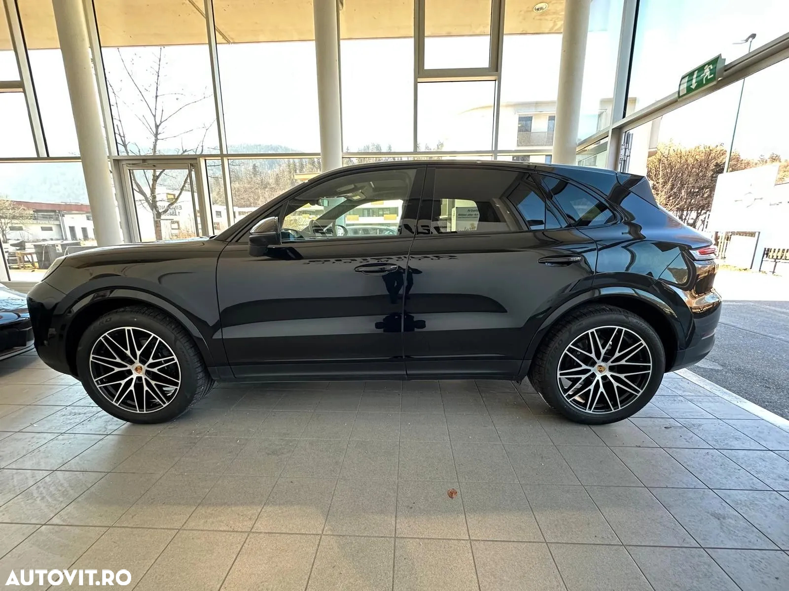 Porsche Cayenne - 3