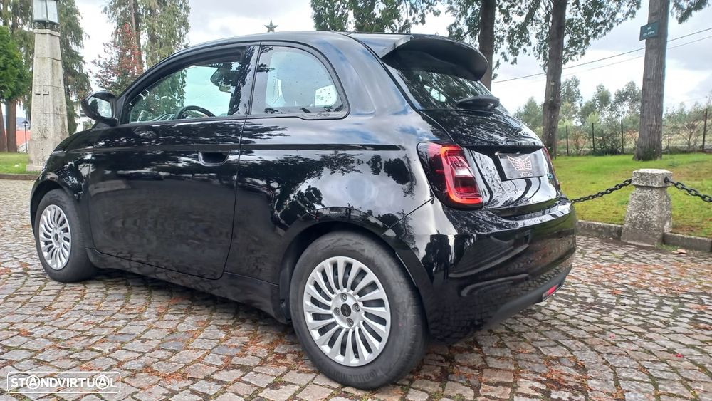 Fiat 500e 23,8kWh Blue Edition - 6