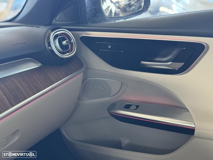 Mercedes-Benz C 300 e T 9G-TRONIC Avantgarde - 23