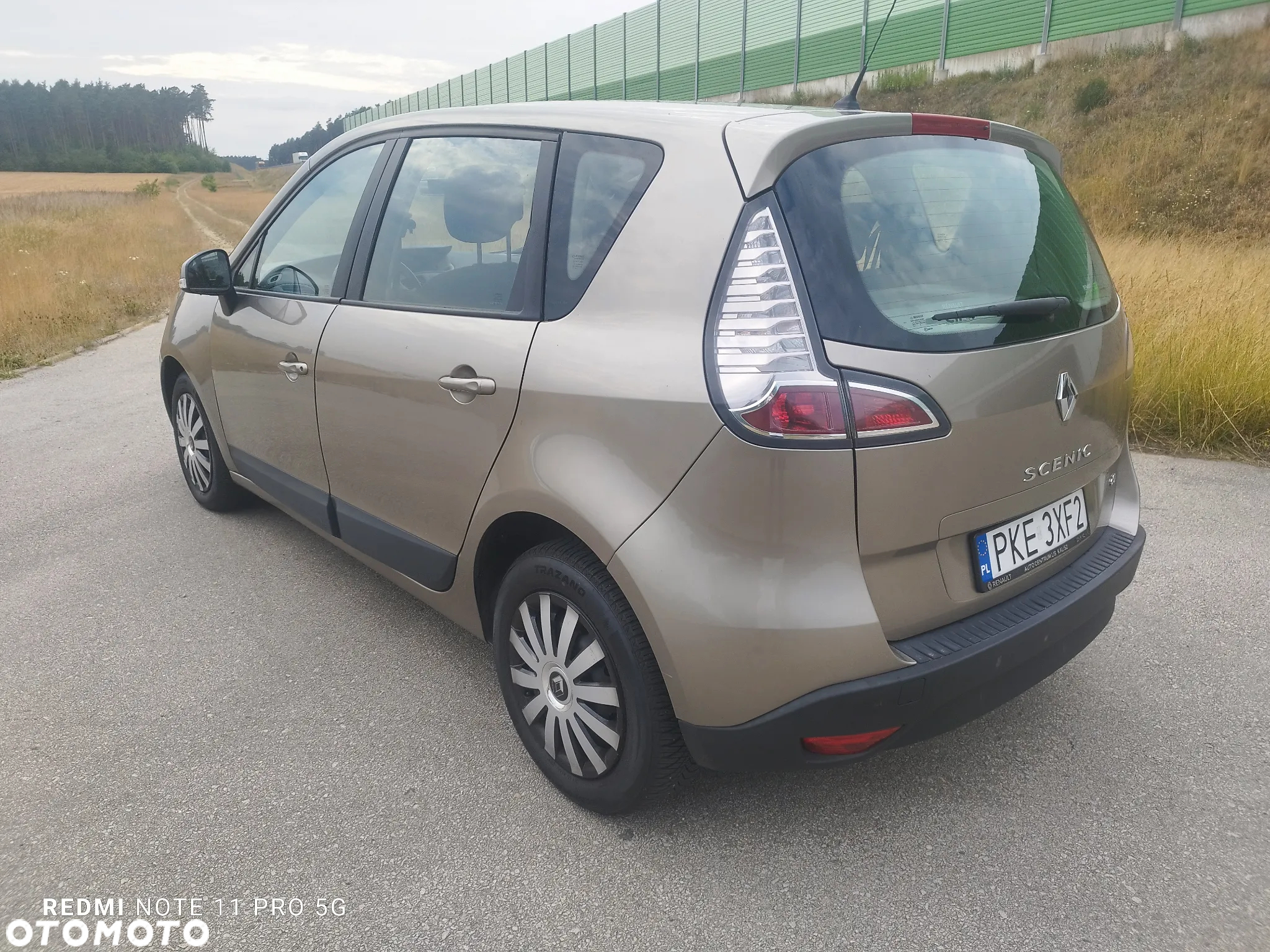 Renault Scenic ENERGY dCi 110 EXPERIENCE - 9