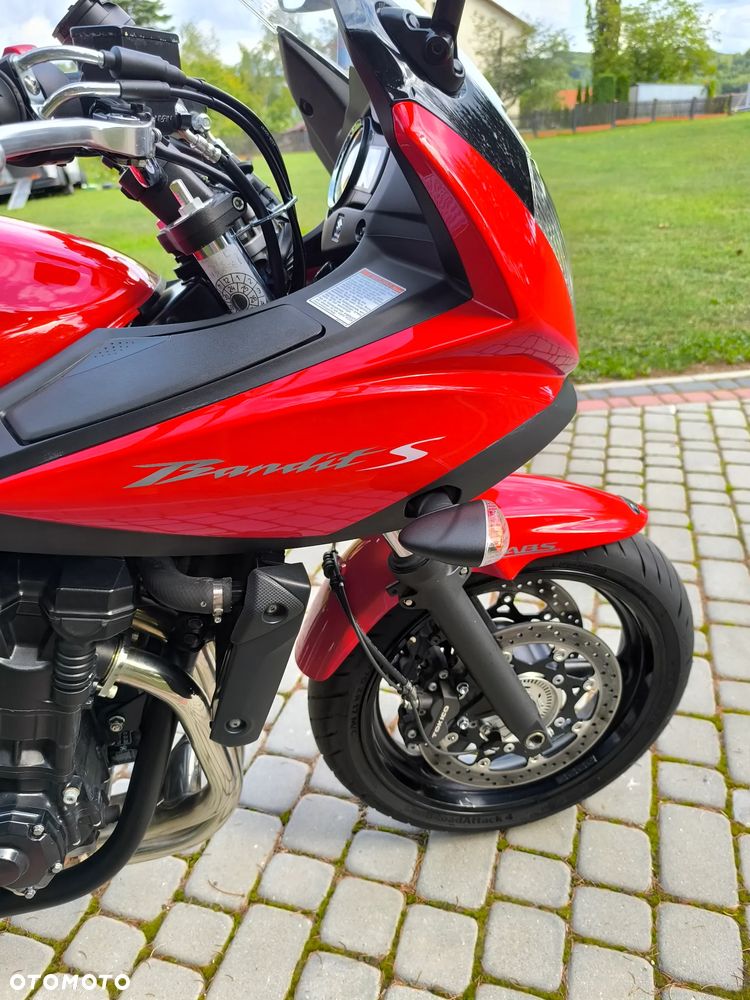 Suzuki Bandit - 16