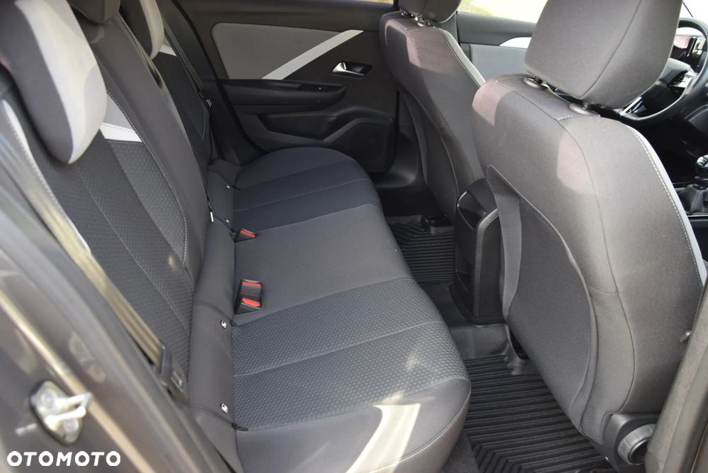 Opel Astra 1.2 T S&S - 15