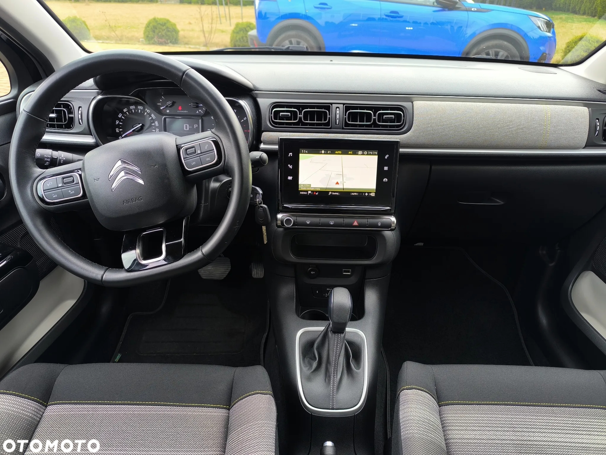 Citroën C3 Pure Tech 110 S&S EAT6 MAX - 9