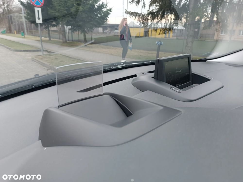 Peugeot 3008 HDi FAP 110 Family - 11