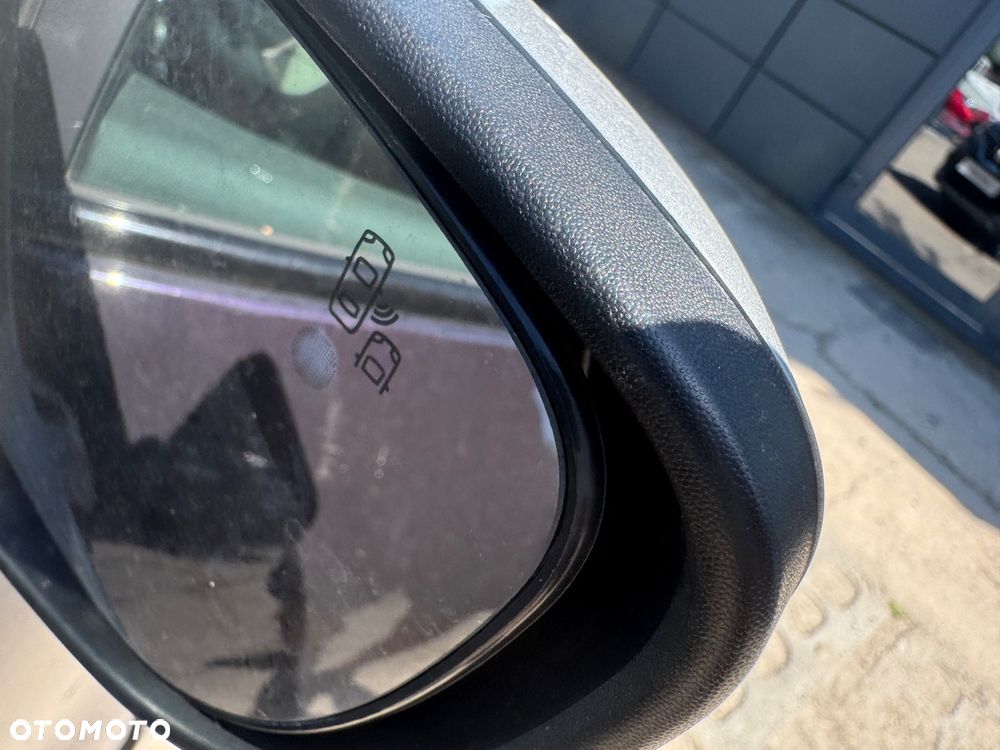 Renault Captur ENERGY TCe 120 EDC Initiale Paris - 10