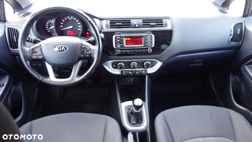 Kia Rio 1.2 Business Line - 13