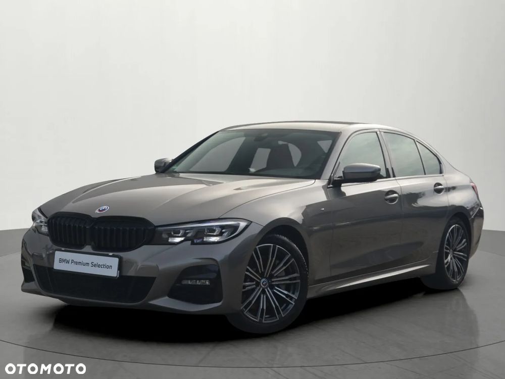 BMW Seria 3 330i xDrive M Sport sport - 2