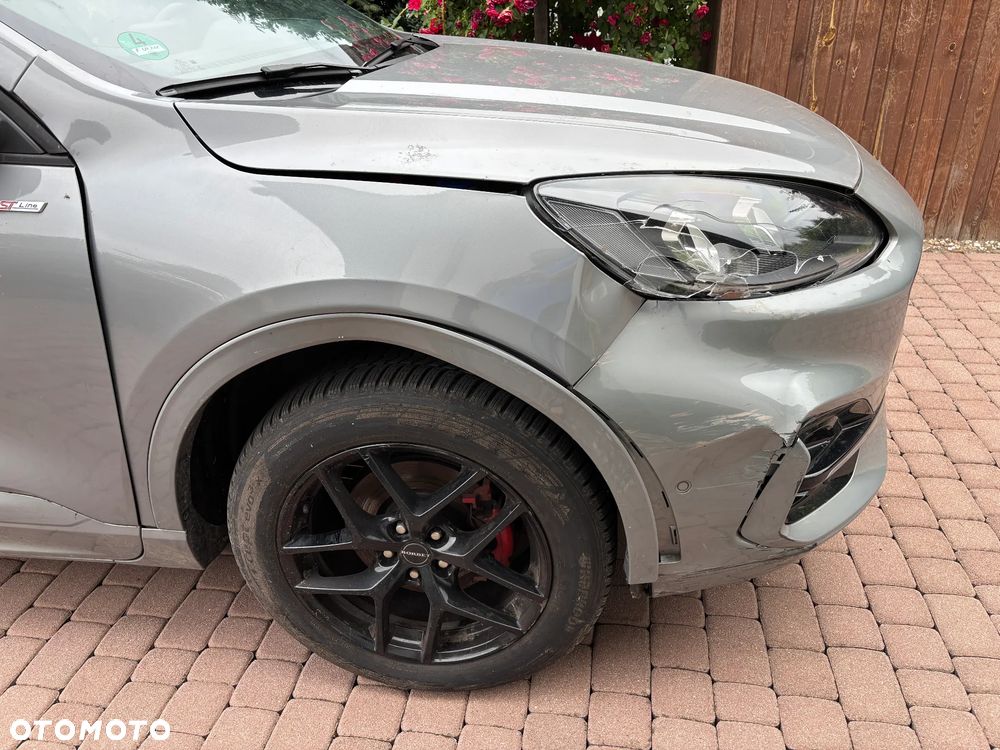 Ford Kuga 2.5P PHEV FWD ST-Line X - 9