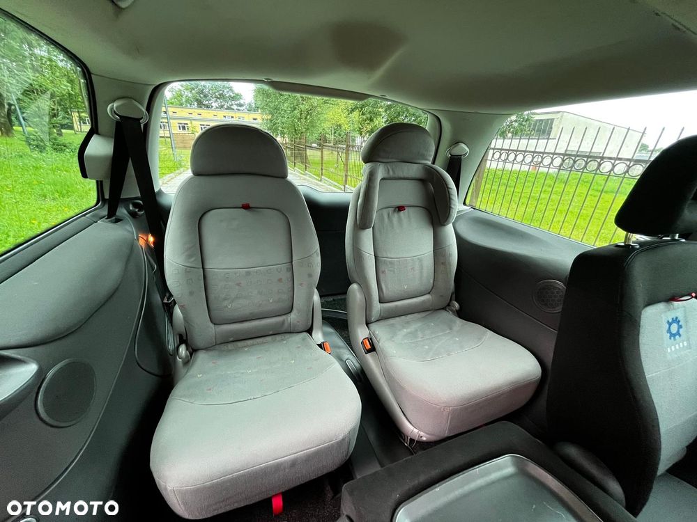 Volkswagen Sharan 2.0 Special - 14