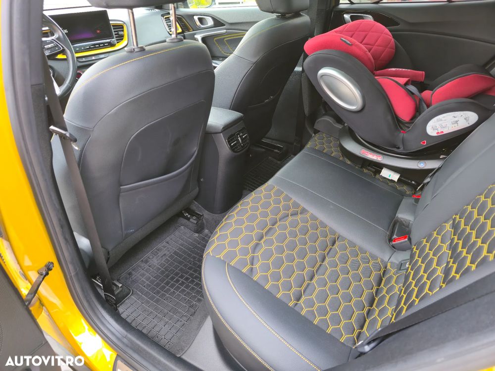 Kia XCeed 1.4 T-GDI 7DCT Style+ - 11